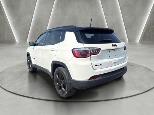 White Clearcoat 2018 Jeep Compass Altitude