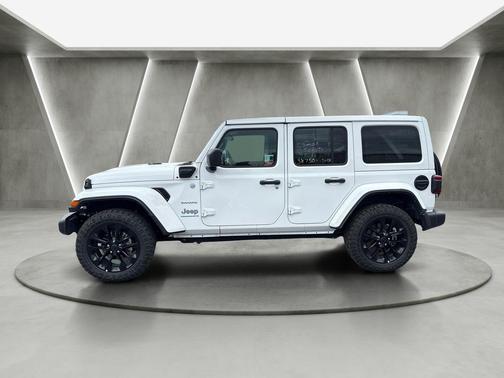 Bright White Clearcoat 2024 Jeep Wrangler 4xe Sahara