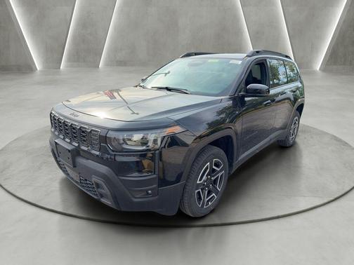 Diamond Black 2026 Jeep Cherokee LAREDO/LIMITED