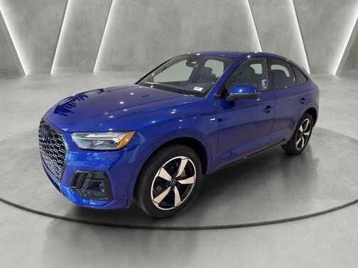 Ultra Blue Metallic 2023 Audi Q5 45 S line quattro Premium