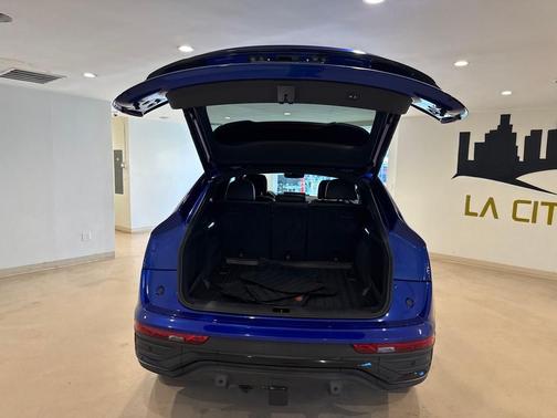 Ultra Blue Metallic 2023 Audi Q5 45 S line quattro Premium