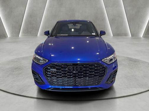 Ultra Blue Metallic 2023 Audi Q5 45 S line quattro Premium