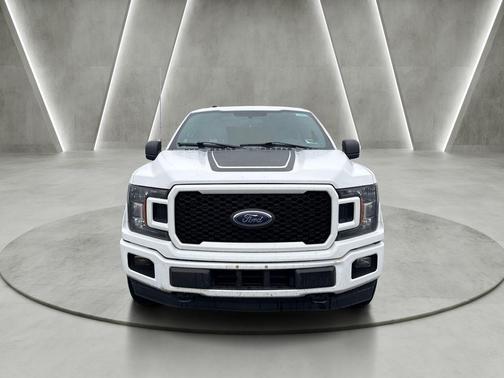 Oxford White 2018 Ford F-150 XLT