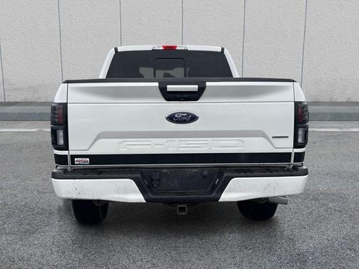 Oxford White 2018 Ford F-150 XLT