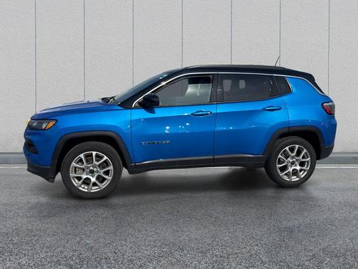 Hydro Blue Pearlcoat 2025 Jeep Compass Limited