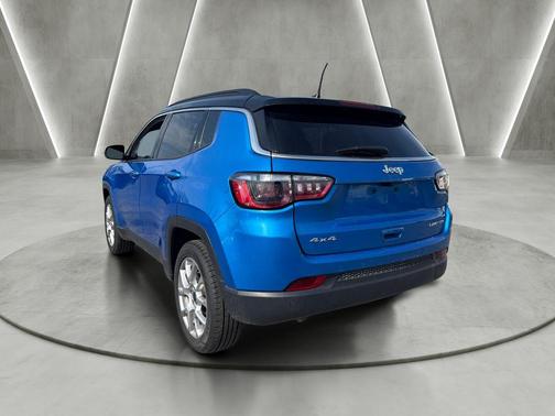 Hydro Blue Pearlcoat 2025 Jeep Compass Limited