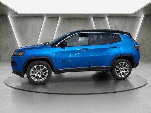 Hydro Blue Pearlcoat 2025 Jeep Compass Limited