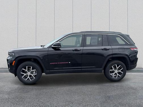Diamond Black 2025 Jeep Grand Cherokee Limited
