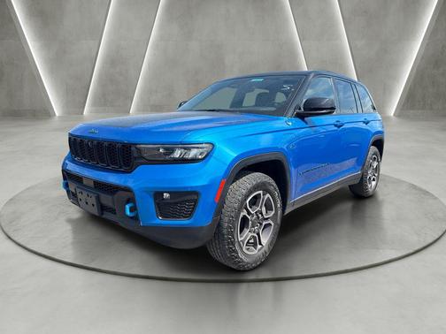 Hydro Blue Pearlcoat 2022 Jeep Grand Cherokee 4xe Trailhawk
