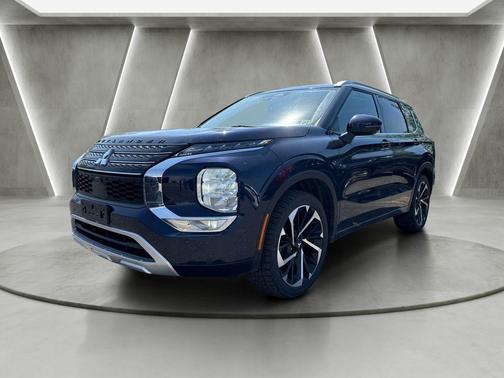 Cosmic Blue Metallic 2023 Mitsubishi Outlander SEL