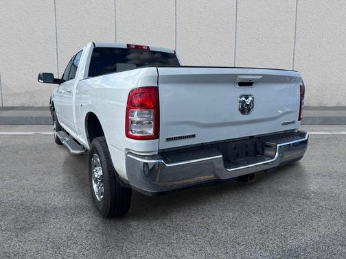 Bright White Clearcoat 2022 RAM 2500 Big Horn