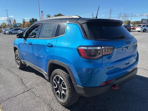 2026 Jeep Compass Trailhawk