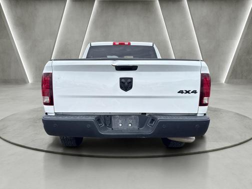 Bright White Clearcoat 2024 RAM 1500 Classic SLT
