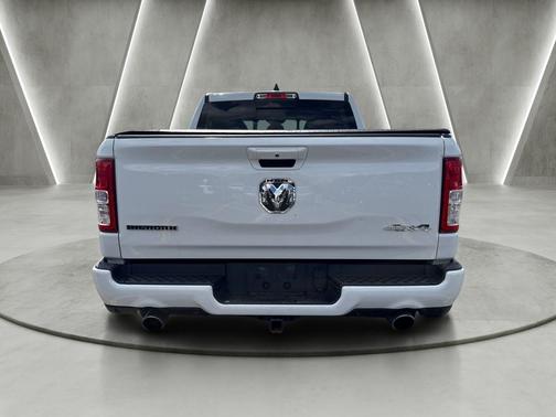 Bright White Clearcoat 2019 RAM 1500 Big Horn