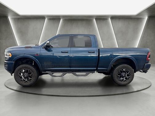 Patriot Blue Pearlcoat 2022 RAM 2500 Laramie