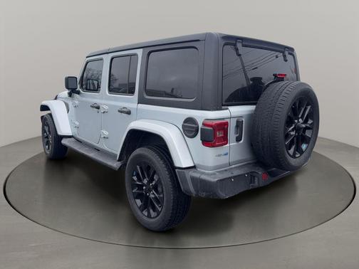 Silver Zynith Clearcoat 2023 Jeep Wrangler 4xe Sahara
