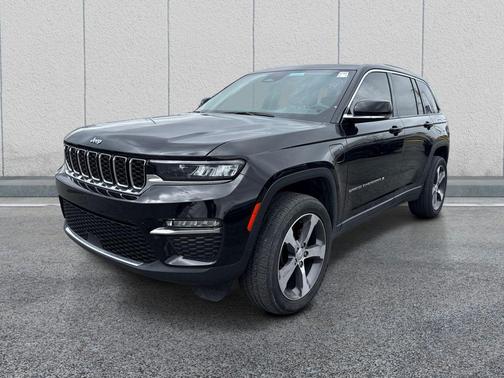 Diamond Black 2023 Jeep Grand Cherokee 4xe Base