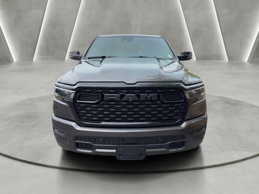 Granite Crystal Clearcoat Metallic 2026 RAM 1500 Big Horn/Lone Star