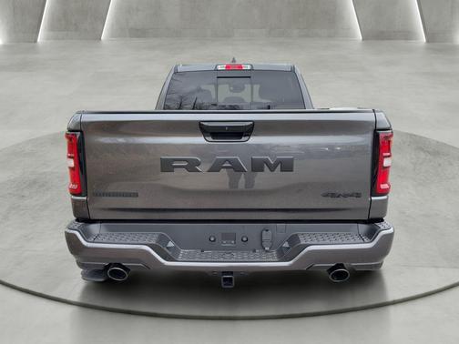 Granite Crystal Clearcoat Metallic 2026 RAM 1500 Big Horn/Lone Star