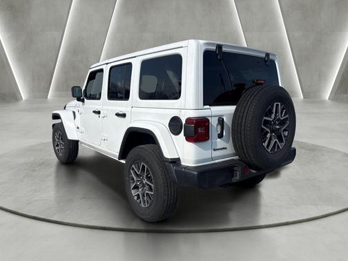 Bright White Clearcoat 2025 Jeep Wrangler Sahara