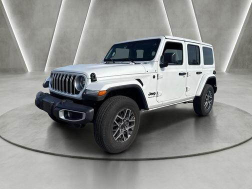 Bright White Clearcoat 2025 Jeep Wrangler Sahara