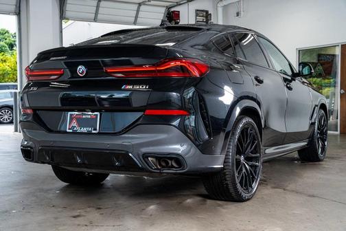 2023 BMW X6 M50i
