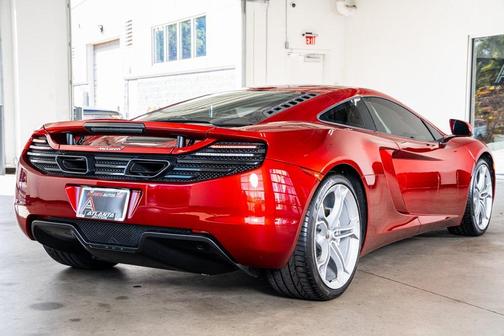 2012 McLaren MP4-12C Base
