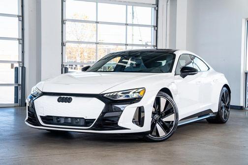 2024 Audi e-tron GT Prestige quattro