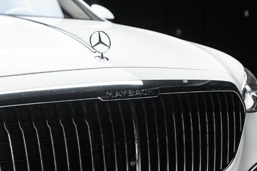 White 2024 Mercedes-Benz Maybach S 580 4MATIC