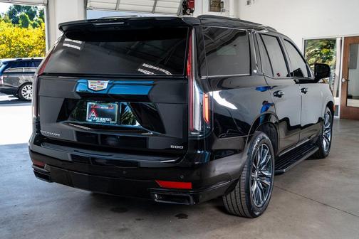 2021 Cadillac Escalade Sport