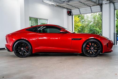 2015 Jaguar F-TYPE R