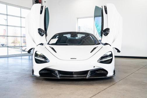 2020 McLaren 720S Base