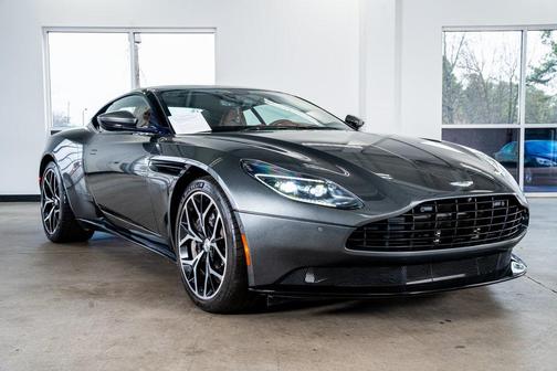 2019 Aston Martin DB11 Base