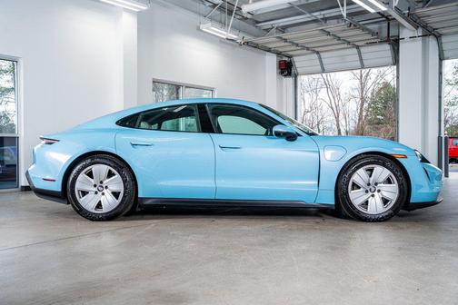 2021 Porsche Taycan Base