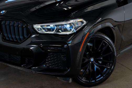 Black Sapphire Metallic 2023 BMW X6 xDrive40i