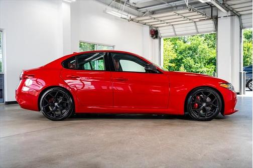 2020 Alfa Romeo Giulia Ti Sport