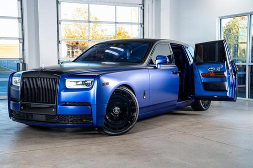 2019 Rolls-Royce Phantom Base