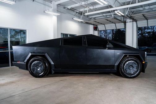 2024 Tesla Cybertruck All-Wheel Drive