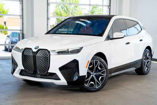 Alpine White 2024 BMW iX xDrive50