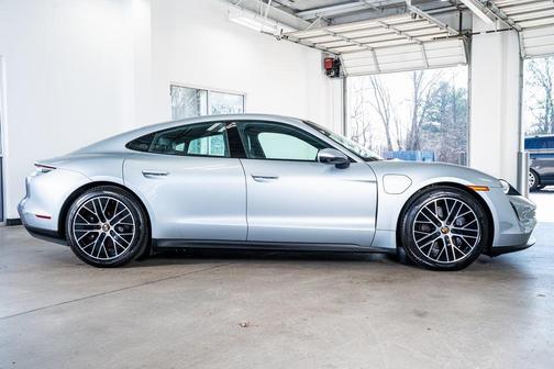 2024 Porsche Taycan Base