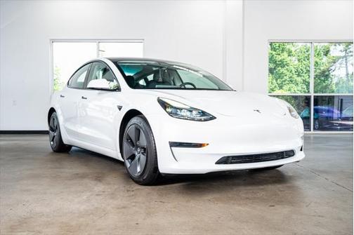 2023 Tesla Model 3 Standard Range