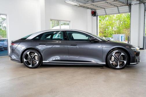 2024 Lucid Air Touring