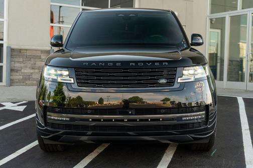 Black 2024 Land Rover Range Rover P400 SE