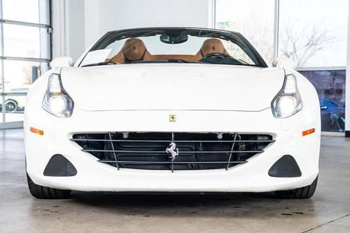 2016 Ferrari California T