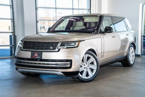 2023 Land Rover Range Rover P530 SE