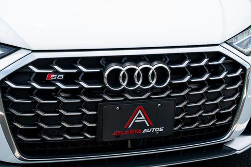 Glacier White Metallic 2023 Audi S8 4.0T