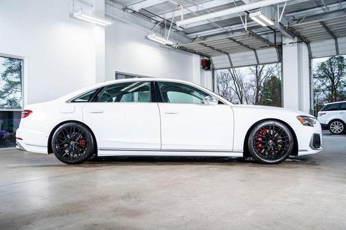 2023 Audi S8 4.0T