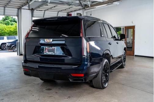2021 Cadillac Escalade Sport