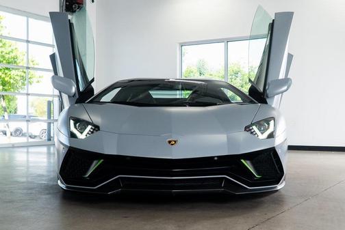 2022 Lamborghini Aventador SVJ LP 780-4 Ultimae