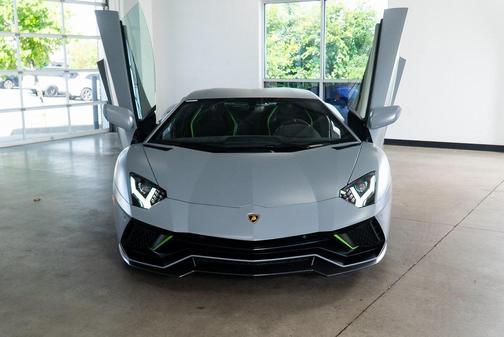 2022 Lamborghini Aventador SVJ LP 780-4 Ultimae
